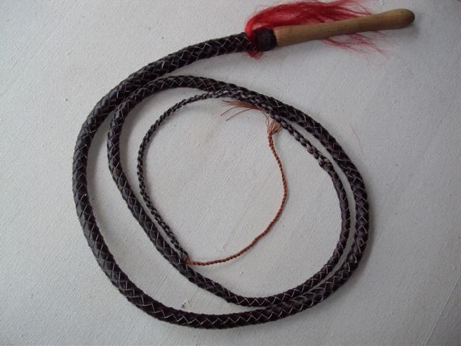 少林神鞭，牛皮鞭，2.1米长，120元